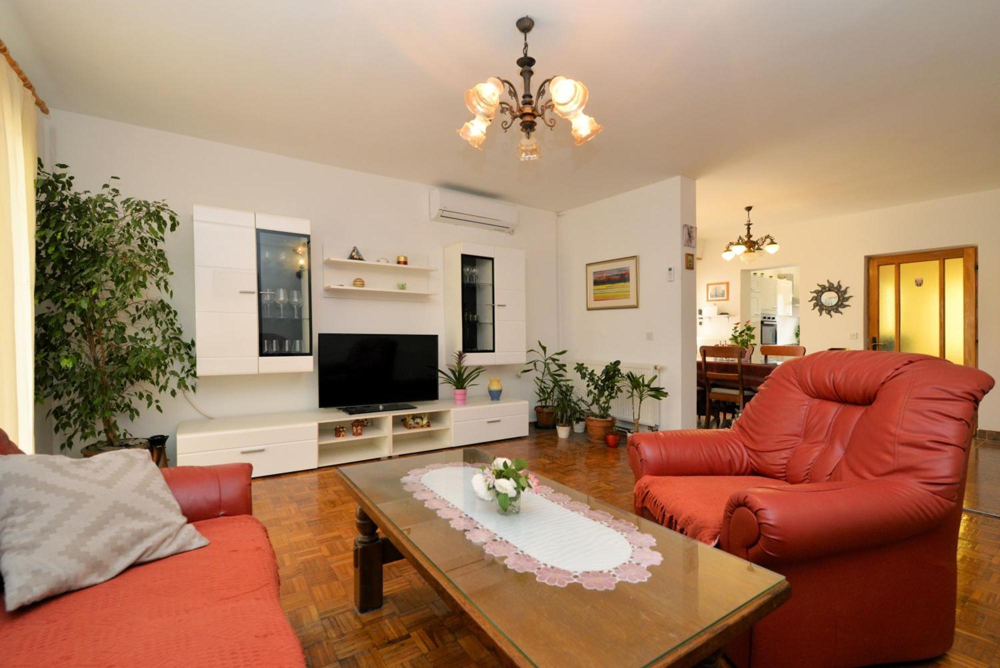 Goranka 2 Apartment Murter
